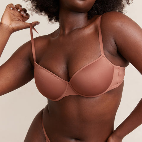 What To Look For In Your Everyday Bra