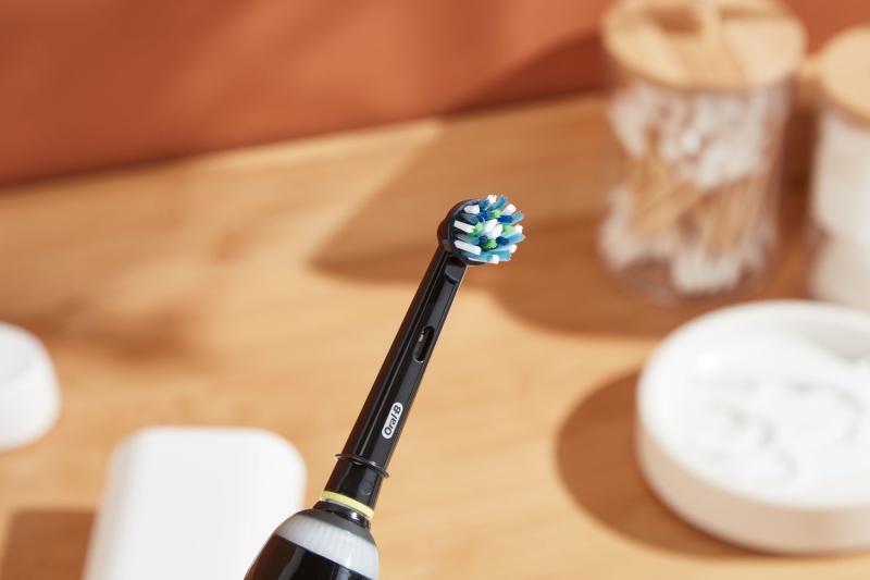 These top-rated Oral-B toothbrushes remove plaque, whiten teeth, and keep gums healthy. Learn more about the best Oral-B toothbrushes of 2023, including an affordable option as well as one for sensitive teeth.