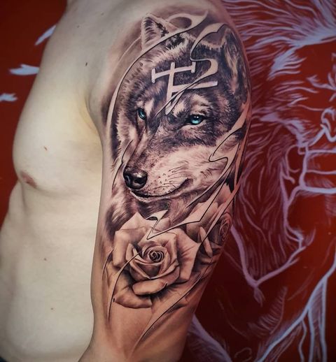 14 Amazing Wolf Tattoos to make you look badass