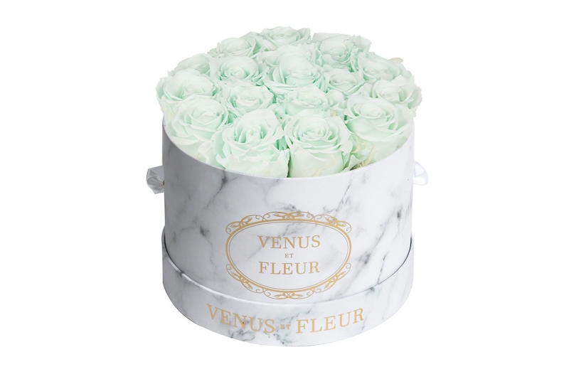 An InStyle editor gifted her mom and grandma Venus et Fleur’s Eternity Roses, the perfect Mother’s Day gift. Shop them from Venus et Fleur and Nordstrom.