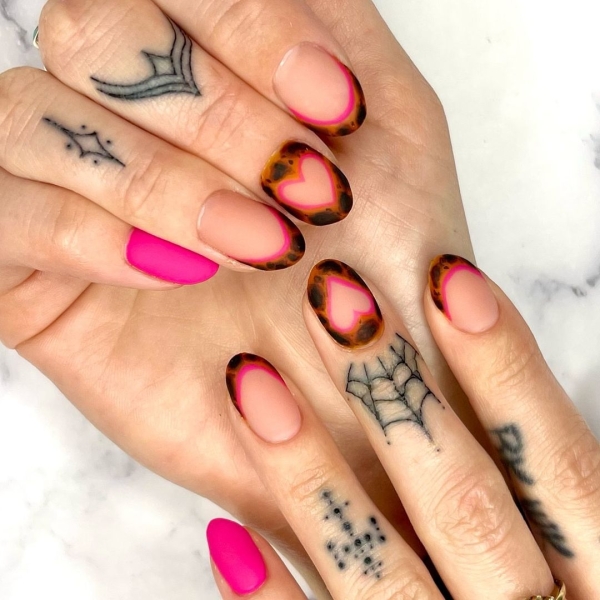 Aries is a fire sign that's known for its fearless yet playful nature. So you'll want bold and firey elements in an Aries nail look. Here are 20 options to inspire you.