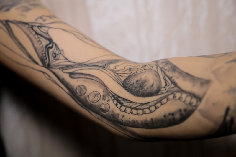 Freehand Tattooing: Interview with Victoria Rose and Photon_Ink