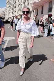 Cameron Diaz made a rare appearance at the 2024 BottleRock Music Festival while wearing a chic take on the Canadian tuxedo. See her full look here.