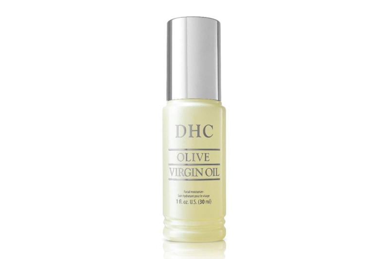 The DHC Olive Virgin Oil is a hydrating, glow-inducing, anti-aging face oil made with olive oil. The ingredient offers antioxidant protection and skin-softening squalane.