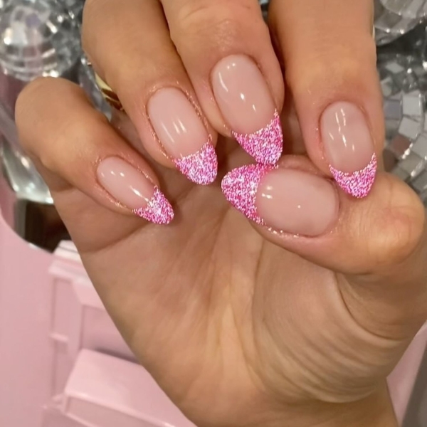 Birthdays are a time for celebration, making color and creativity par for the course. Here, explore over a dozen fun birthday nail ideas that fit the bill.