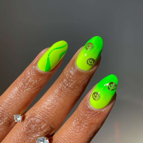 Celebrate the last full month of summer in style with one of these eye-catching August nail ideas.