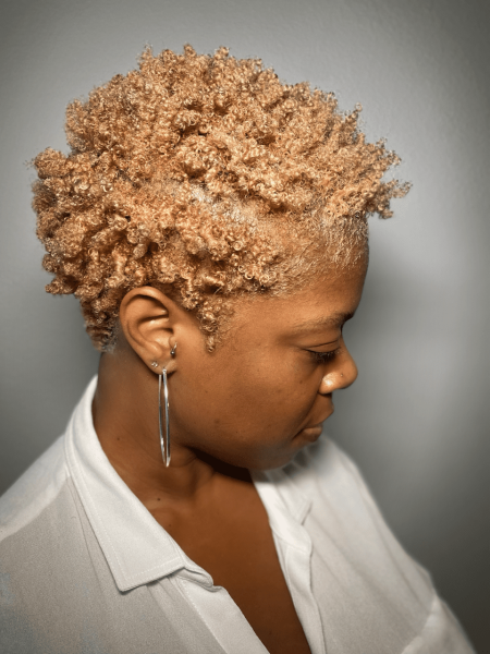 Looking for a chic and low-maintenance hairstyle? Learn the ins and outs of rocking a pixie cut on natural hair from to two celebrity stylists.