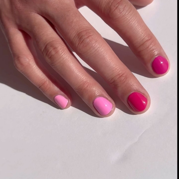 Pink ombre nails are trending for summer 2024. Here, explore our favorite pink ombre nail designs.