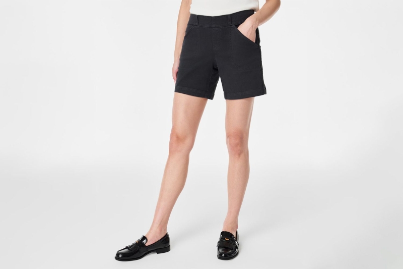 Reese Witherspoon wore tailored shorts with Tretorn Rawlins sneakers on Instagram. Shop the comfortable tennis shoes and similar summer shorts at Spanx, Zappos, and Free People.