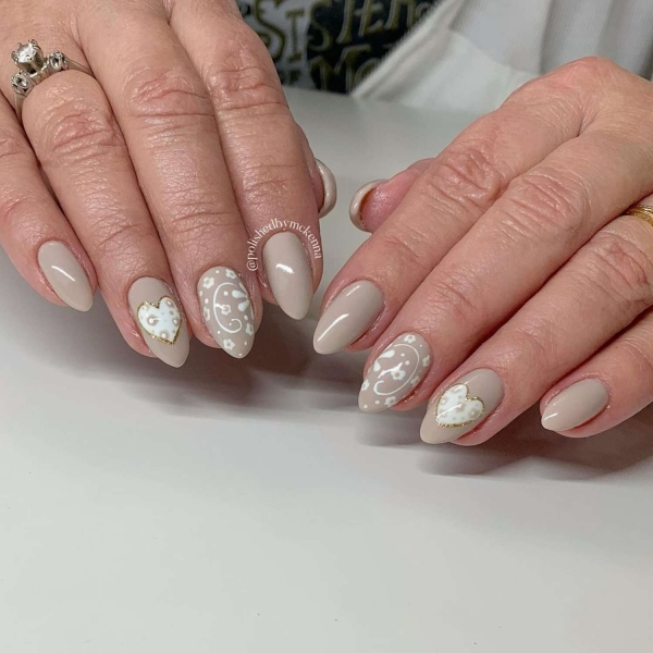 Simple white nail designs never go out of style. Here, explore some of our favorite simple white nail designs, plus get tips from manicurists on how to recreate them.