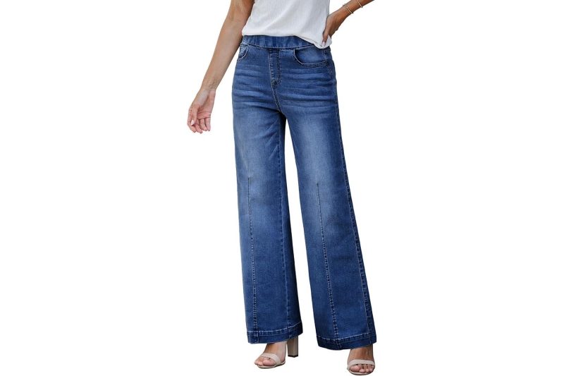 Jennifer Lopez, Natalie Portman, and Reese Witherspoon have all worn wide-leg jeans. Shop the trending denim style from Levi’s, Madewell, J.Crew, Mother Denim, and more, starting at $28.