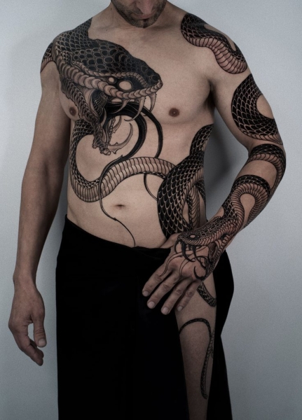 Kim Hoon: The Master of Dragon & Snake Tattoos