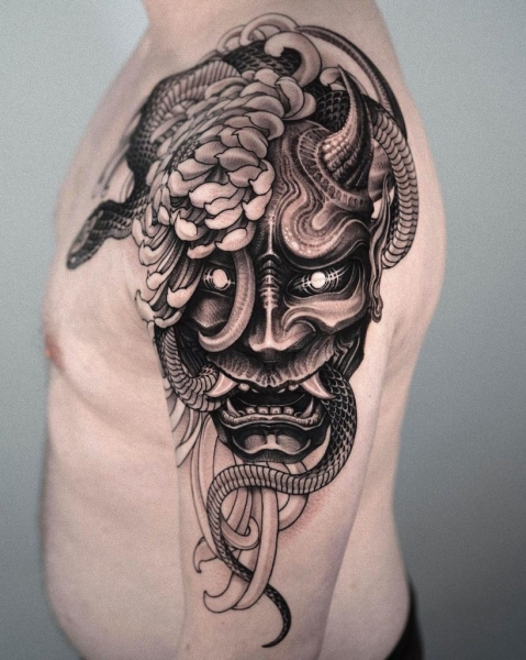 Kim Hoon: The Master of Dragon & Snake Tattoos