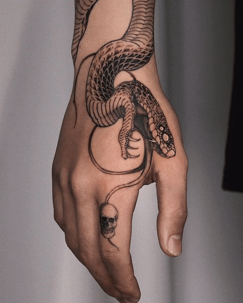 Kim Hoon: The Master of Dragon & Snake Tattoos