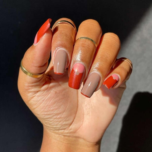 Square nails are making a comeback! From tortoiseshell print to colorful French manicures, scroll through 20 square fall nail ideas we can’t wait to recreate this autumn.