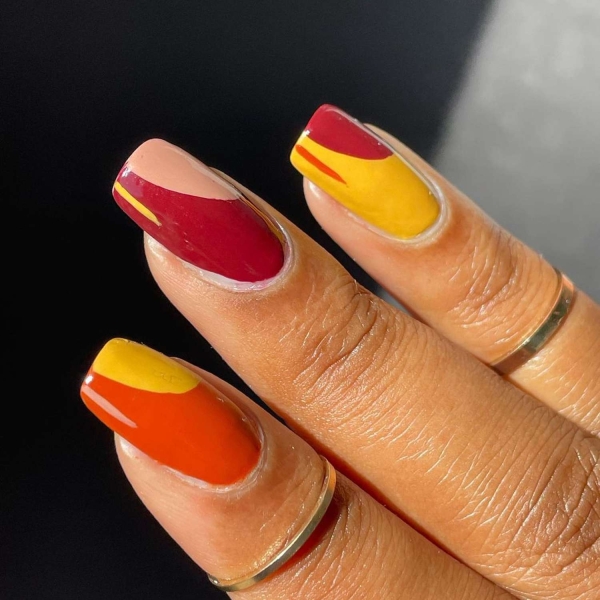 Square nails are making a comeback! From tortoiseshell print to colorful French manicures, scroll through 20 square fall nail ideas we can’t wait to recreate this autumn.