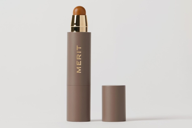 The Merit Great Skin Moisturizer is the latest launch from the brand, which has been used by Sarah Jessica Parker, Cameron Diaz, and Nicole Richie. Shop the lightweight, plumping moisturizer and makeup primer for $38, on August 28, and join the waitlist, plus shop more Merit must-haves, today.