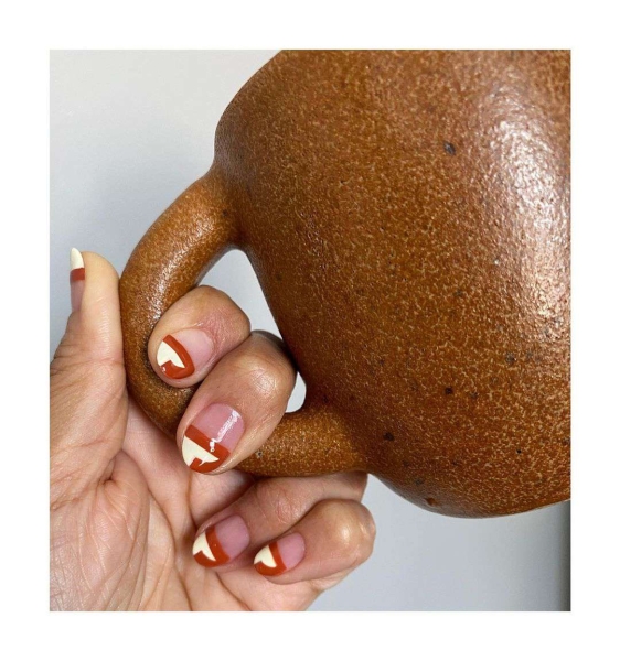 With the promise of a crisp, cool autumn right around the corner, there is no better time to change up your nail routine. Swipe through 40 stunning French nail ideas for fall.