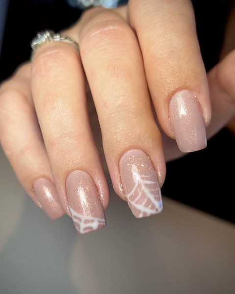 With the promise of a crisp, cool autumn right around the corner, there is no better time to change up your nail routine. Swipe through 40 stunning French nail ideas for fall.