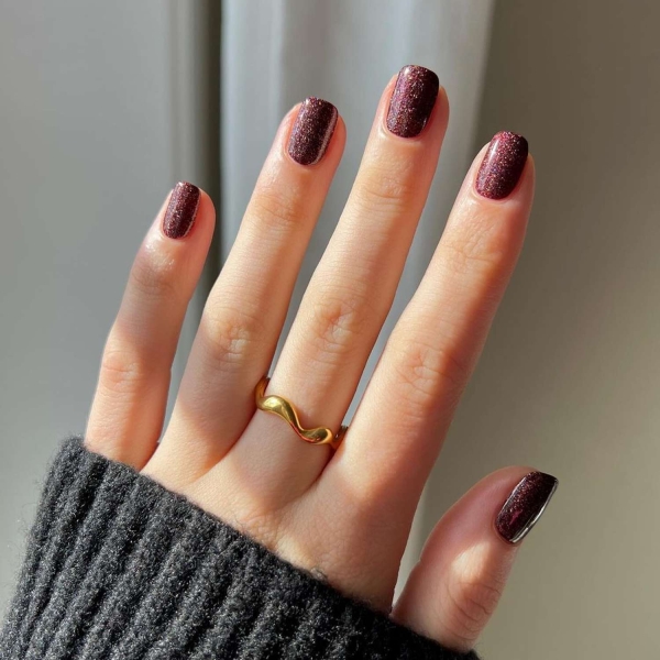 You don't need long nails to lean into the autumn season. Here, scroll through 20 short fall nail ideas that tap into everything we love about this time of year.