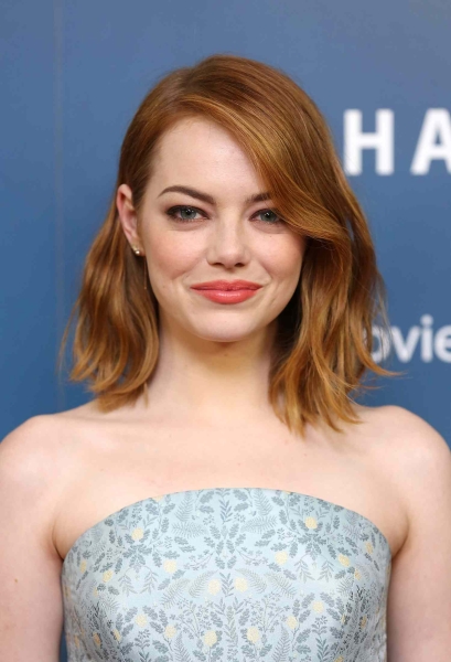 Asymmetrical lob haircuts combine the easy sophistication of a long bob with the slight edge of an uneven chop. Here are 20 options for inspiration.