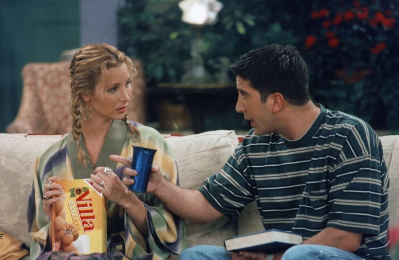 The best of Phoebe Buffay's hairstyles range from boho braids to bombshell blowouts.