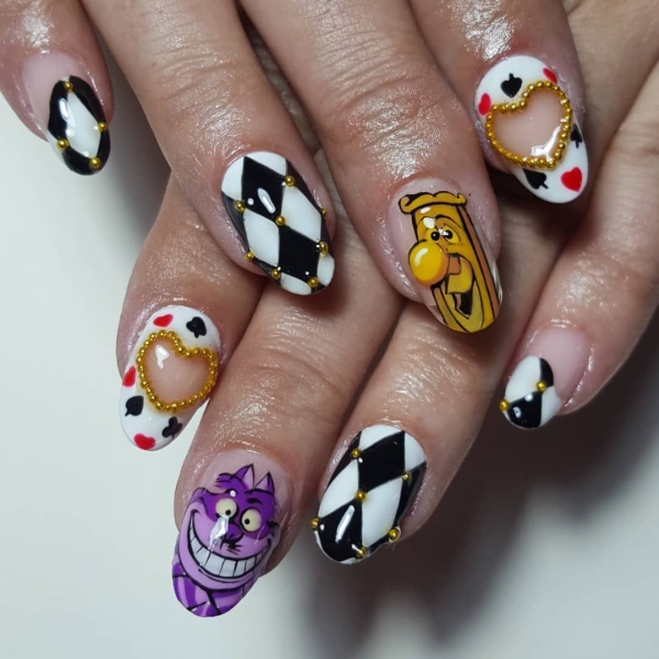 There is no shortage of designs available when you’ve got all three dimensions to work with—explore stunning 3D nail designs, here.