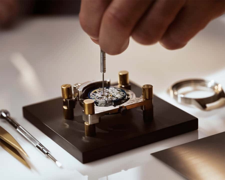 Your Mechanical Watch Guide For 2024