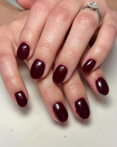 As fabulous as red wine looks in a glass, its color is even more stunning for a moody autumnal manicure. Here, scroll through 20 red wine nail looks perfect for fall.