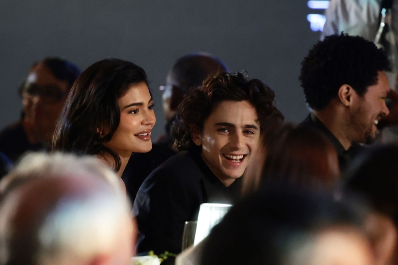 Kylie Jenner and Timothée Chalamet were spotted grabbing pizza in Manhattan's West Village wearing low-key outfits. See their coordinating looks, here.