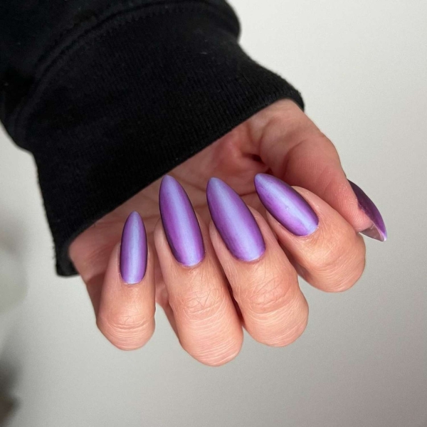 Ombré nail designs are easy to achieve at home. Here, explore 20 ombré nails for fall.