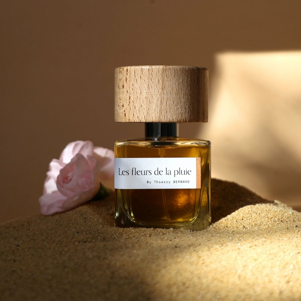 “Terre de Soleil” And "Les Fleurs de la Pluie" by Parfumeurs du Monde: Fragrance Journeys From Corsica to the Arabian Desert