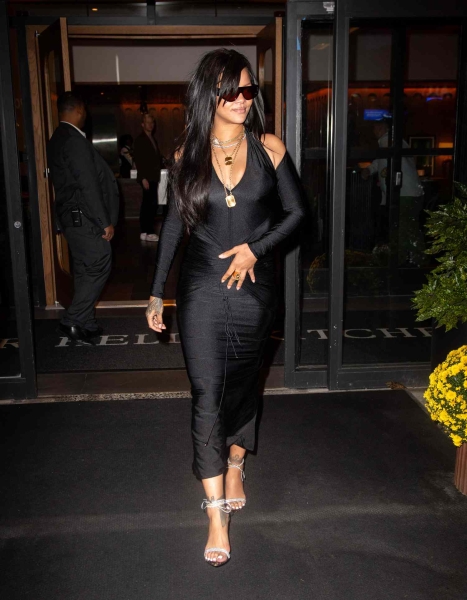 The black spandex dress Rihanna wore during her date night with A$AP Rocky on Thursday, October 3 became a mob wife style moment, thanks to the addition of loud luxury jewelry and a fur coat.