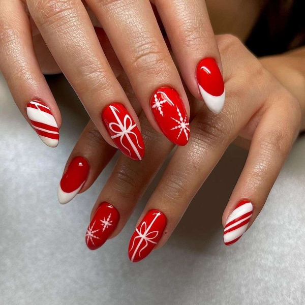 As the winter chill settles in, there is nothing more comforting than a chic new mani—and nothing says chic like a French manicure. Here, we'll show you how to blend the comfort and nostalgia of Christmas with the trendy, classy energy of a French manicure.