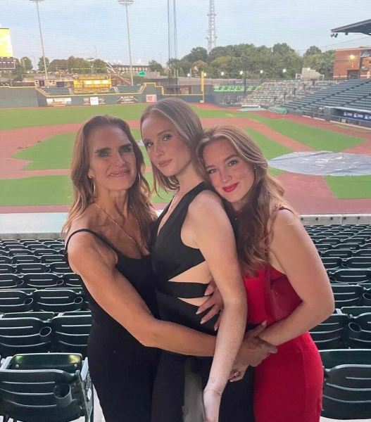 Brooke Shields and her 18-year-old daughter Grier stunned in coordinated black gowns with cutouts in an Instagram post shared by the actress on November 15.