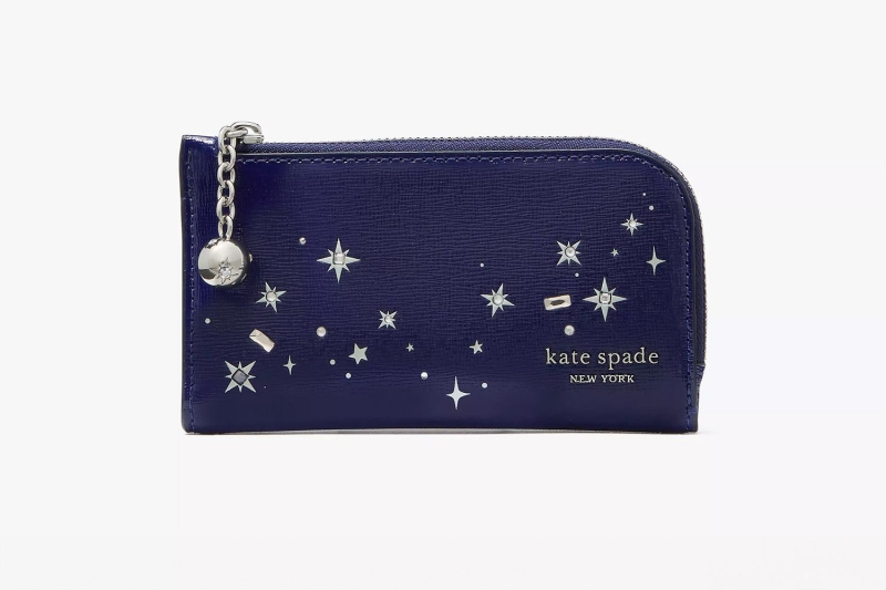 I rounded up 13 handbags and accessories from Kate Spade that I’m shopping for friends and family during the holidays. Shop the best Kate Spade gifts starting at $9.