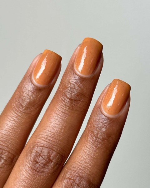 In the world of wild and wonderful nail designs, it feels incredible to go back to the basics. We've rounded up 20 plain nail looks for when you want a more relaxed look.