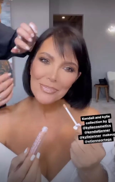 Kris Jenner underwent a major hair change in honor of the Thanksgiving holiday, ditching her signature pixie cut for a chin-length bob with blunt bangs. See her new hairstyle, here.