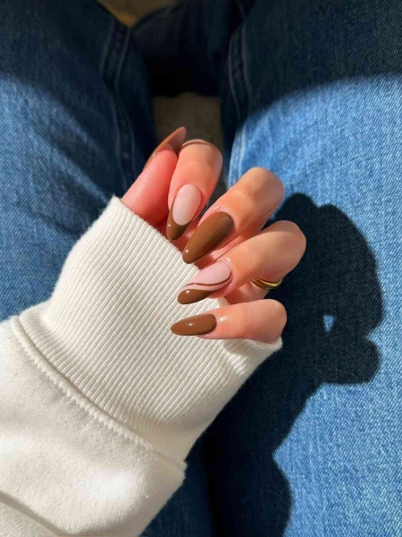 Explore 15 ways to try out the mocha manicure trend. Whether your nails clean and simple or over-the-top ornate, we've got the best look for you.