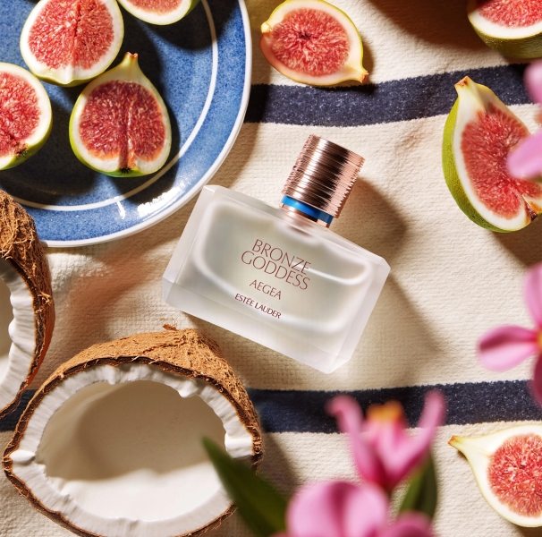 Between Fig Trees and the Sound of the Sea: The Limited-Edition Women's Fragrance “Bronze Goddess Aegea” by Estēe Lauder