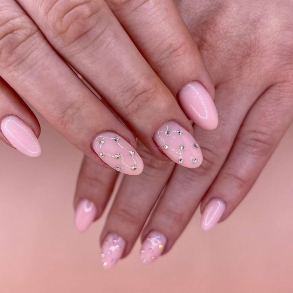 Since February is home to Valentine’s Day and Fashion Weeks worldwide, we say it’s prime time to embrace bright bold colors, top nail trends, and romantic themes. Here, explore some of our favorite manicures for the month, including obvious pink and red picks, along with a few timely nail trends.