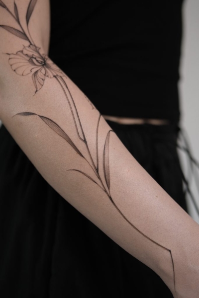 Lines, Lightness, and Living Ink: A Live Interview with Tattoo Artist Yana Laguta